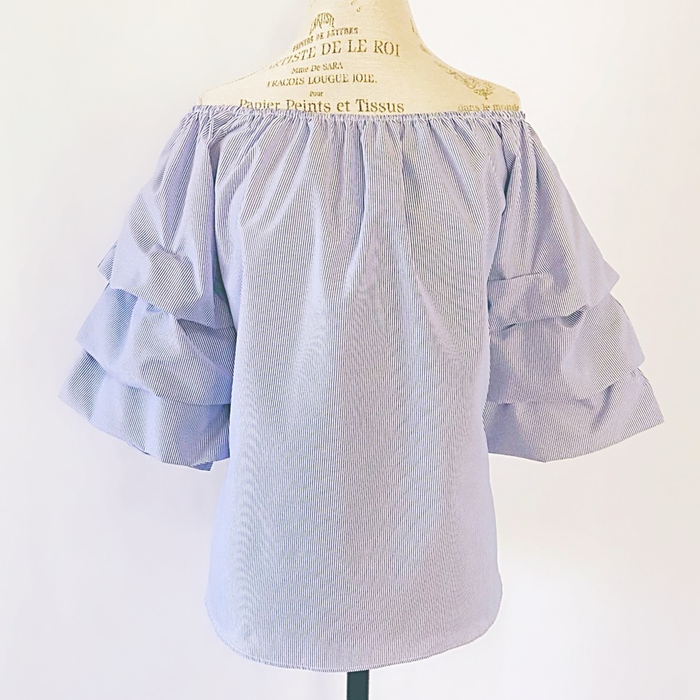 * FINAL PRICE * Stripe Off The Shoulder Top